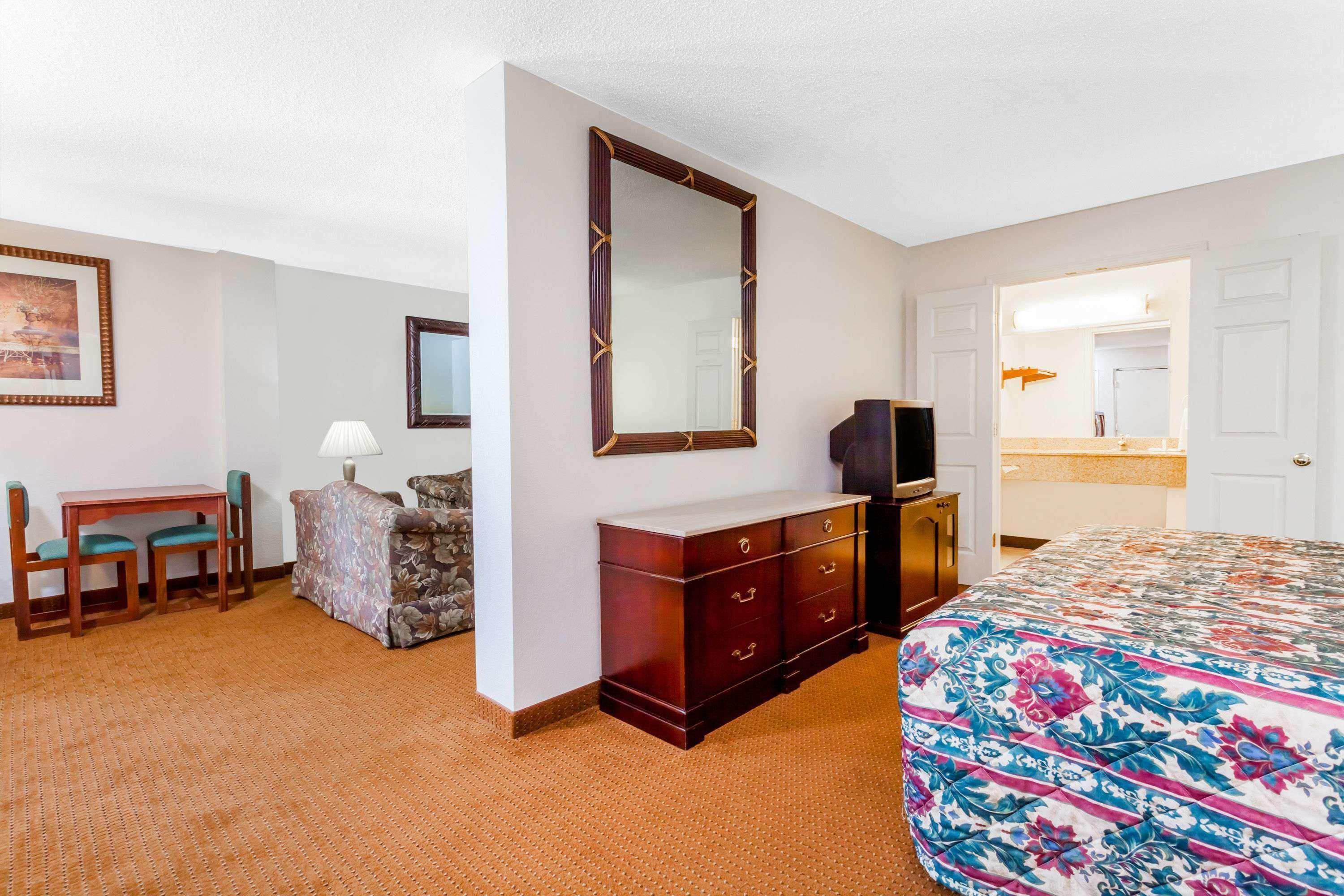 Rodeway Inn Оуенсбъроу Екстериор снимка
