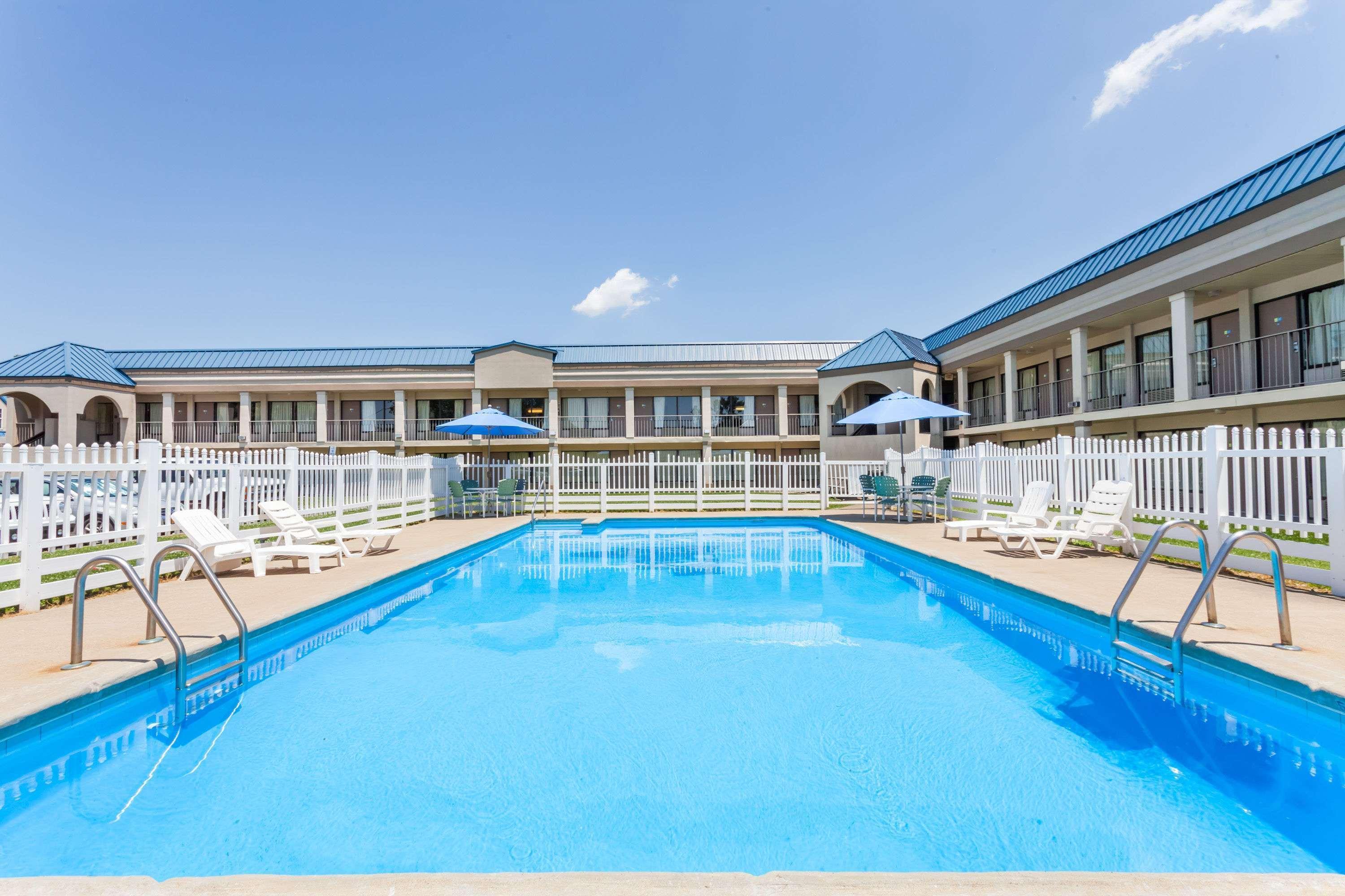 Rodeway Inn Оуенсбъроу Екстериор снимка