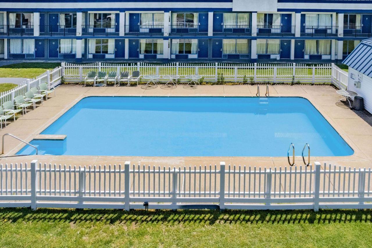 Rodeway Inn Оуенсбъроу Екстериор снимка