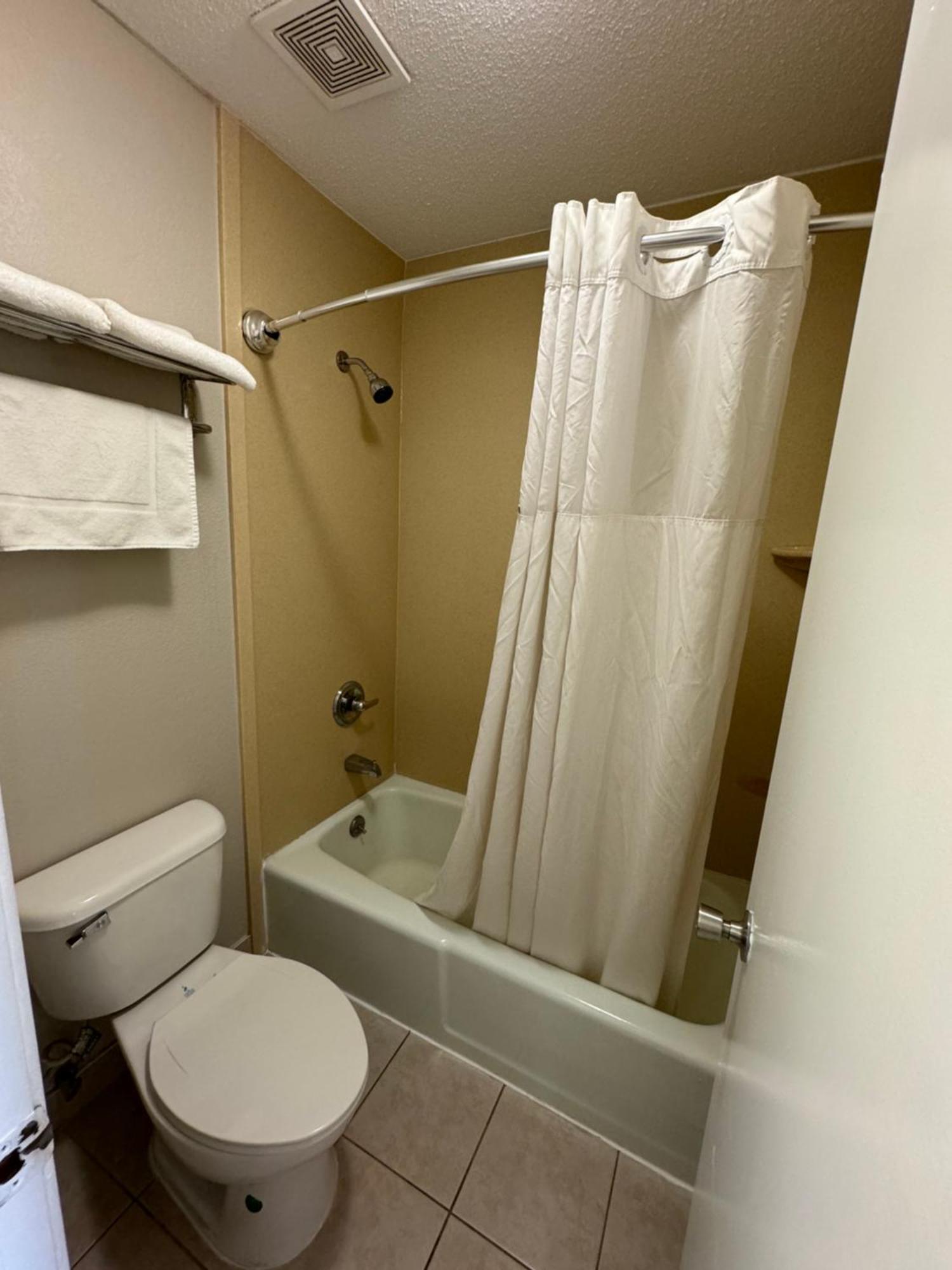 Rodeway Inn Оуенсбъроу Екстериор снимка